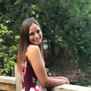 Meet your Posher, Abbigail